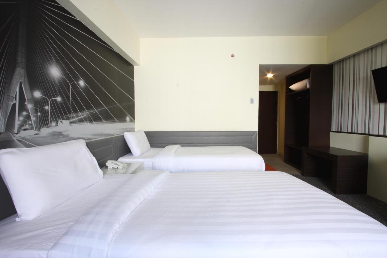 Royal Delight Hotel Bangkok Bagian luar foto
